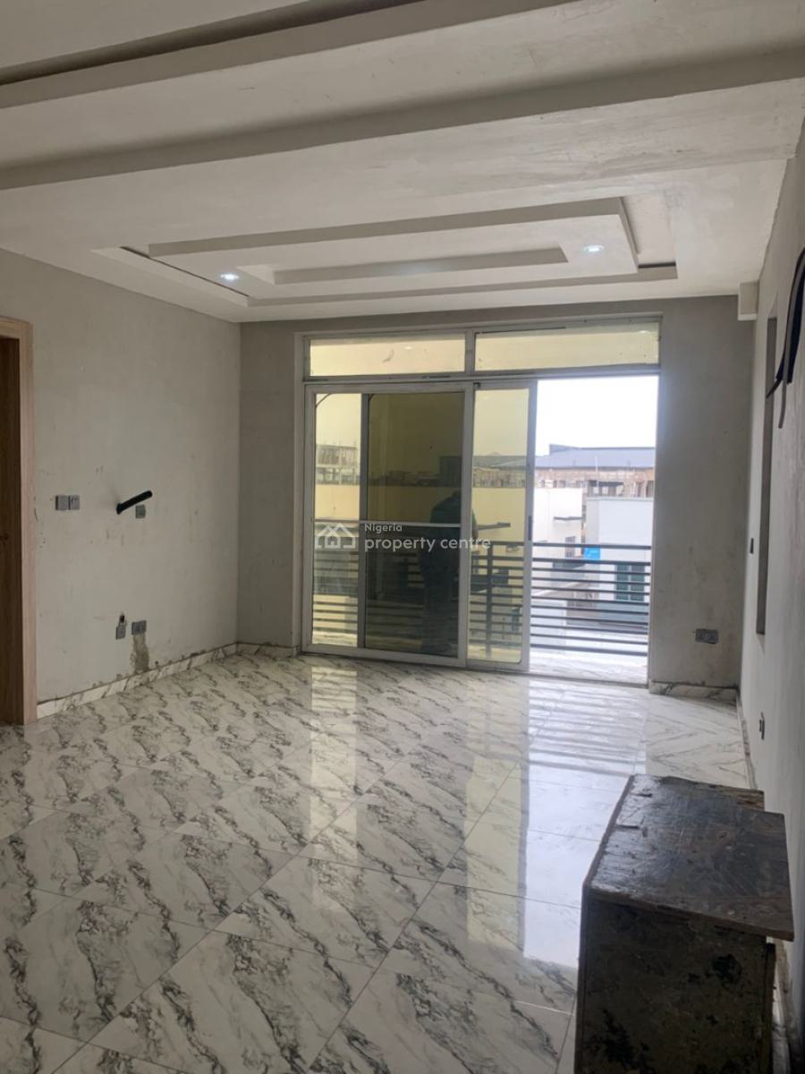 Serviced 3 Bedroom Penthouse Apartment with Bq, Lekki Phase 1, Lekki, Lagos, Flat / Apartment for Rent