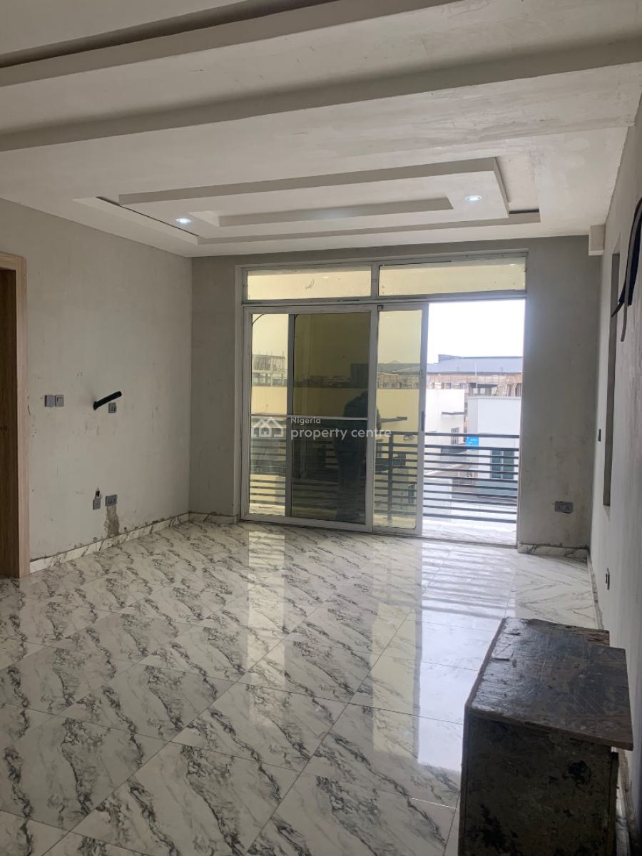 Serviced 3 Bedroom Apartment with Bq (penthouse), Lekki Phase 1, Lekki, Lagos, Flat / Apartment for Rent