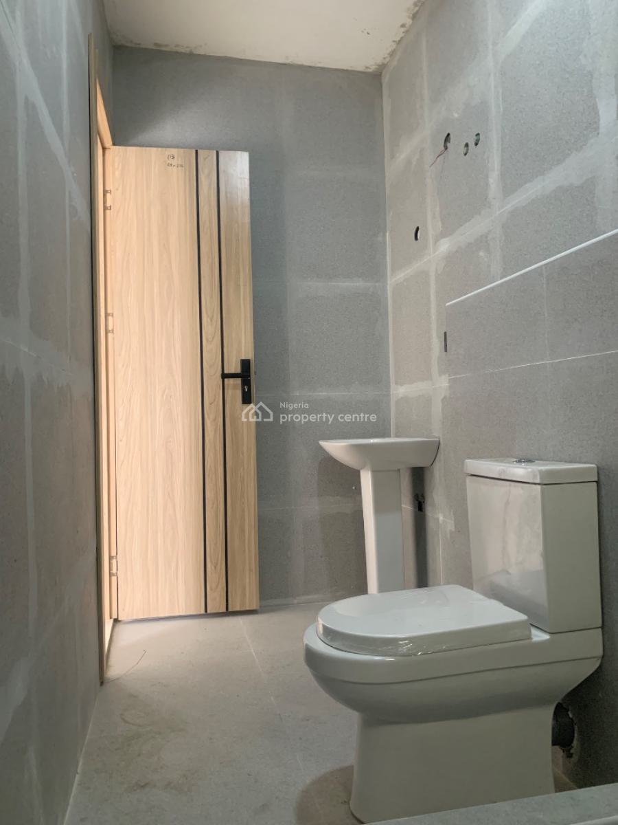 Serviced 3 Bedroom Apartment with Bq (penthouse), Lekki Phase 1, Lekki, Lagos, Flat / Apartment for Rent