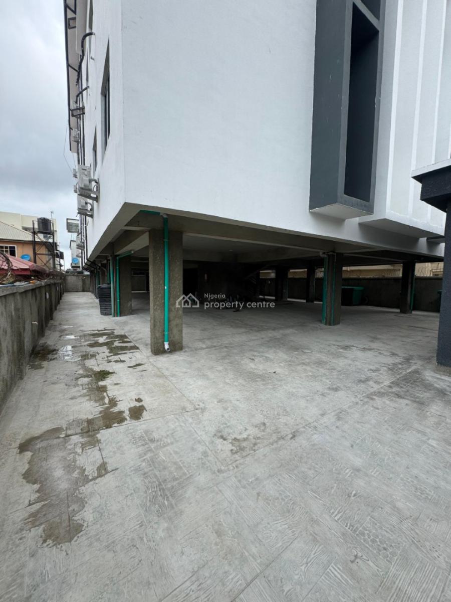 Luxury 2-bedroom Apartment Suitable for /airbnb, Lekki Phase 1, Lekki, Lagos, Block of Flats for Sale