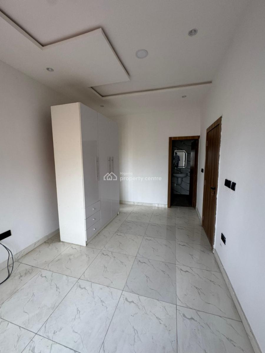 Luxury 2-bedroom Apartment Suitable for /airbnb, Lekki Phase 1, Lekki, Lagos, Block of Flats for Sale