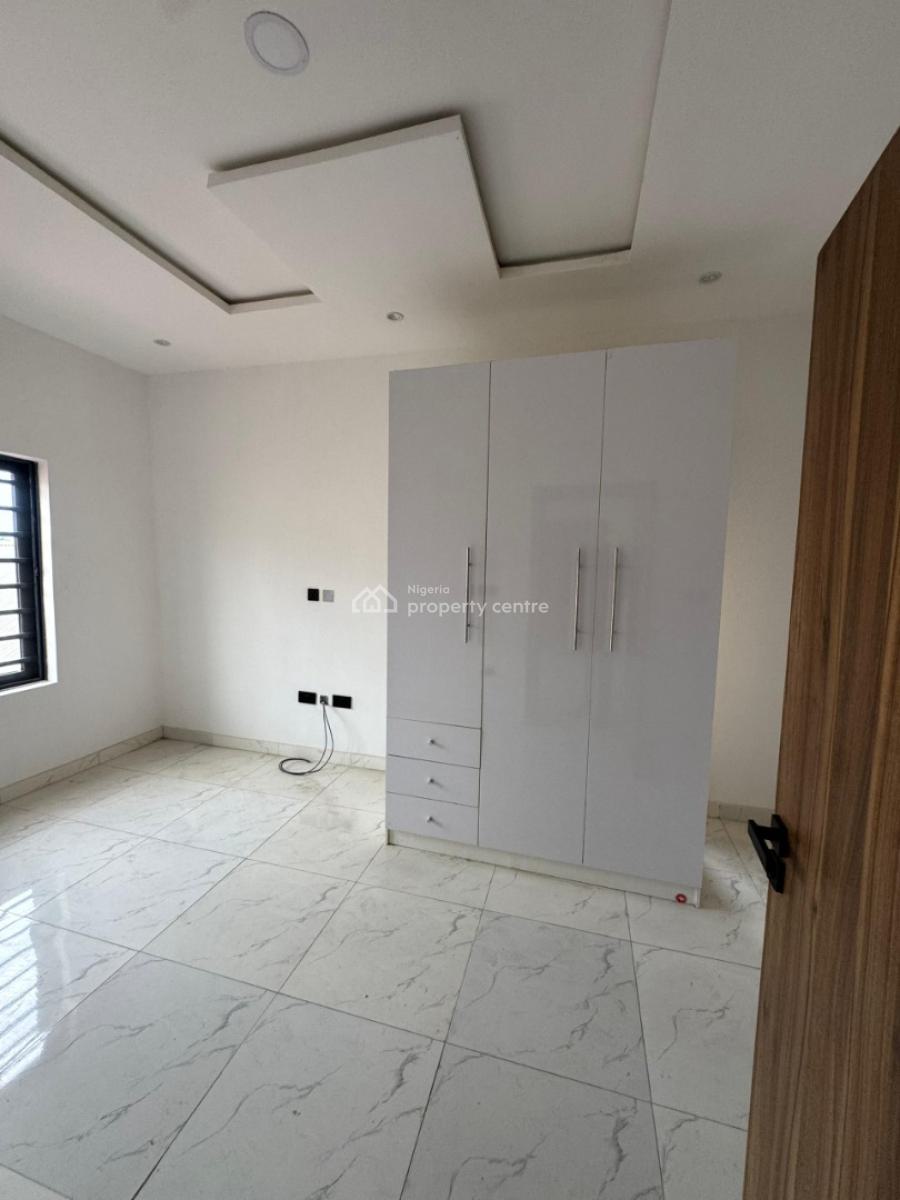 Luxury 2-bedroom Apartment Suitable for /airbnb, Lekki Phase 1, Lekki, Lagos, Block of Flats for Sale