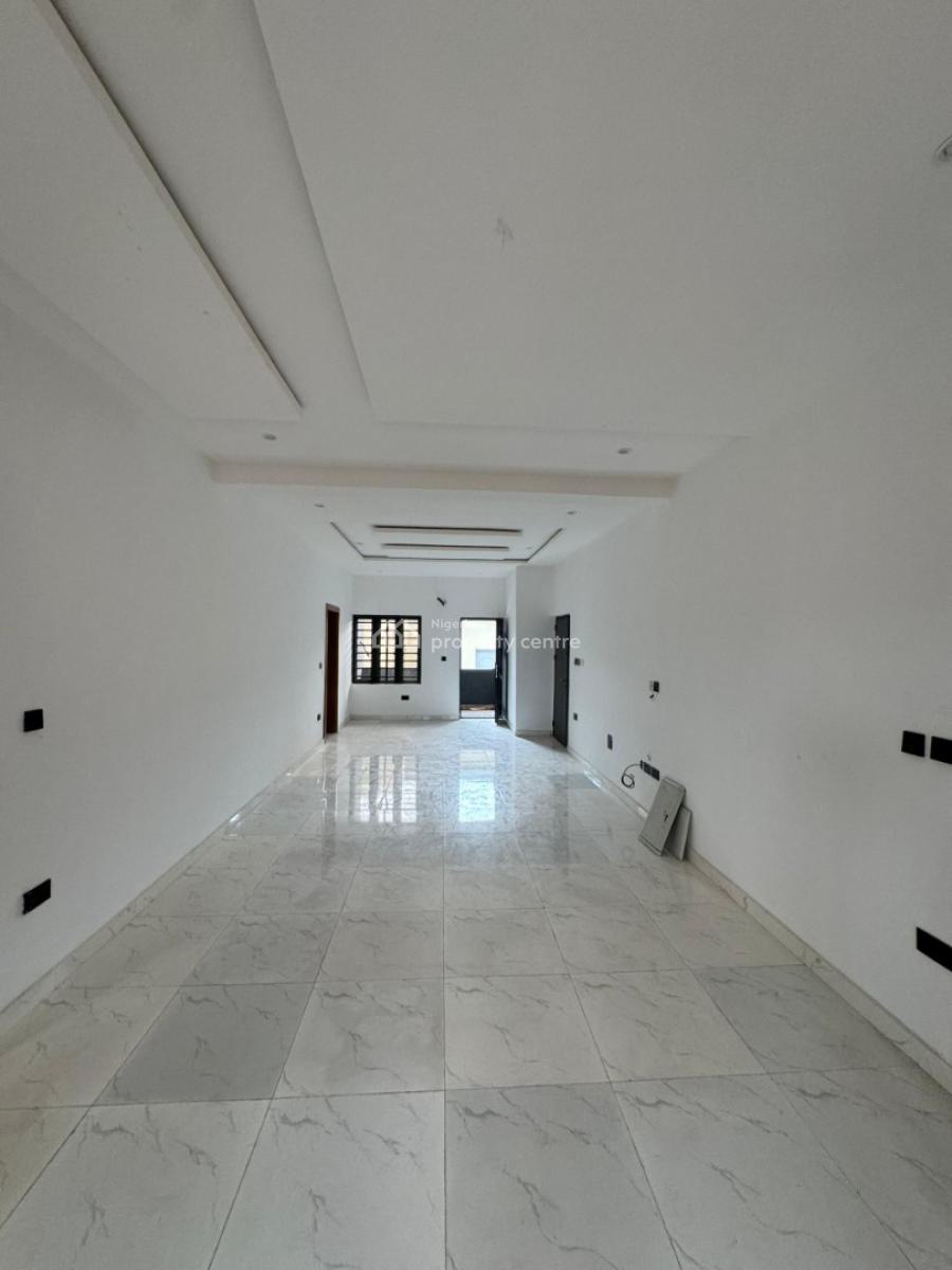 Luxury 2-bedroom Apartment Suitable for /airbnb, Lekki Phase 1, Lekki, Lagos, Block of Flats for Sale