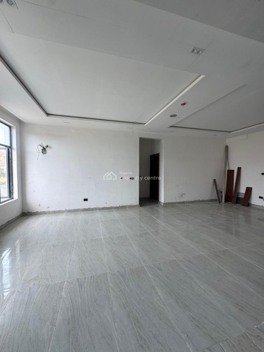 Luxury,  2-bedroom Apartment with Swimming Pool, Elevator,equipped Gym, Lekki Phase 1, Lekki, Lagos, Flat / Apartment for Sale