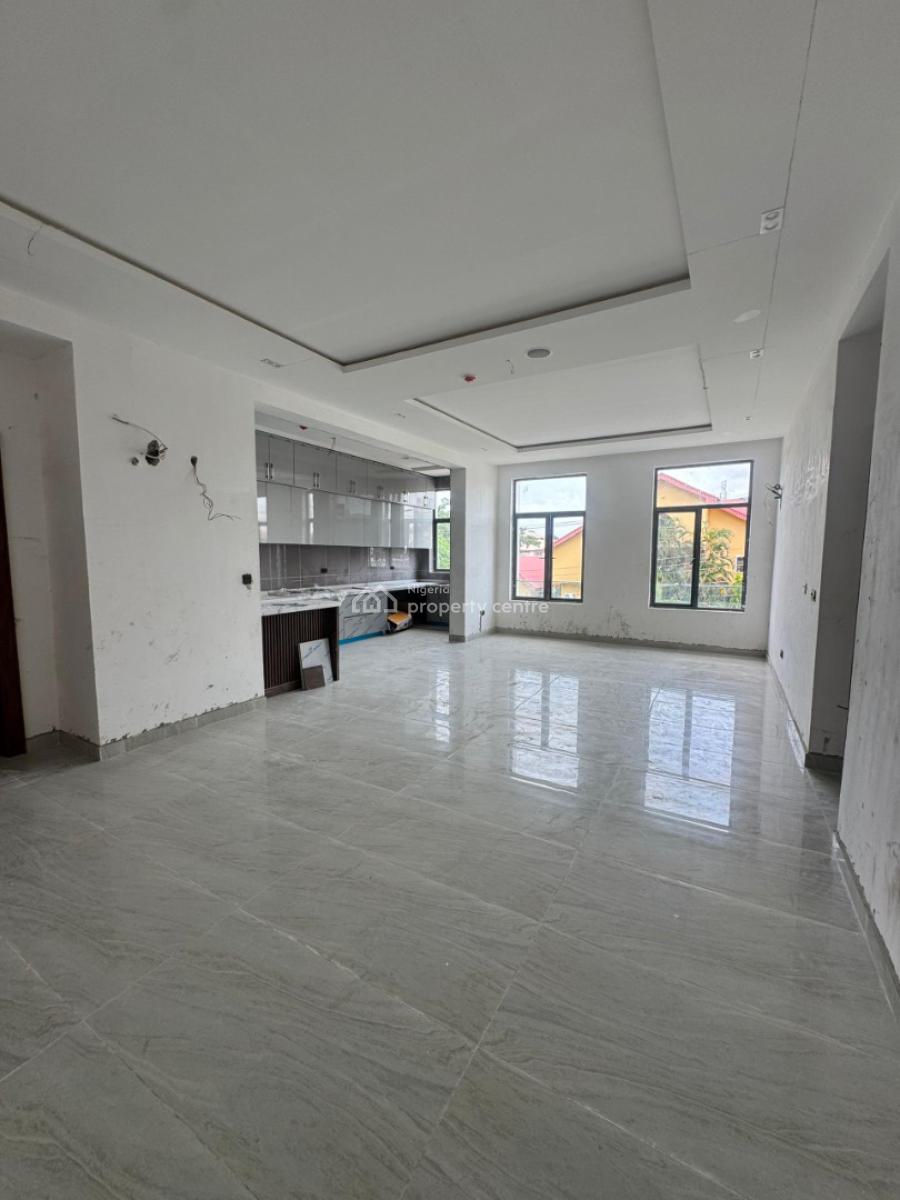 Luxury,  2-bedroom Apartment with Swimming Pool, Elevator,equipped Gym, Lekki Phase 1, Lekki, Lagos, Flat / Apartment for Sale