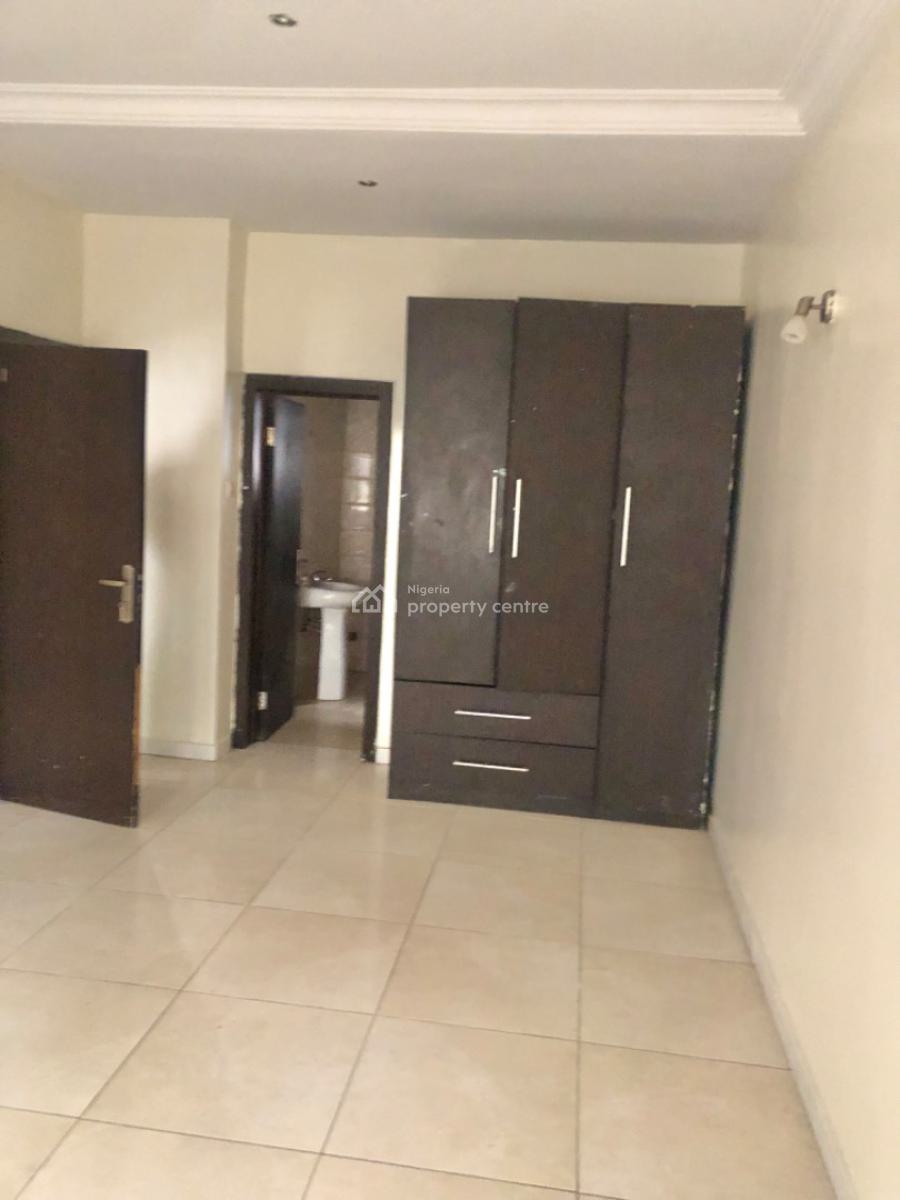 Well Maintained 3 Bedroom Terrace Duplex with Bq, Osapa, Lekki, Lagos, Terraced Duplex for Rent