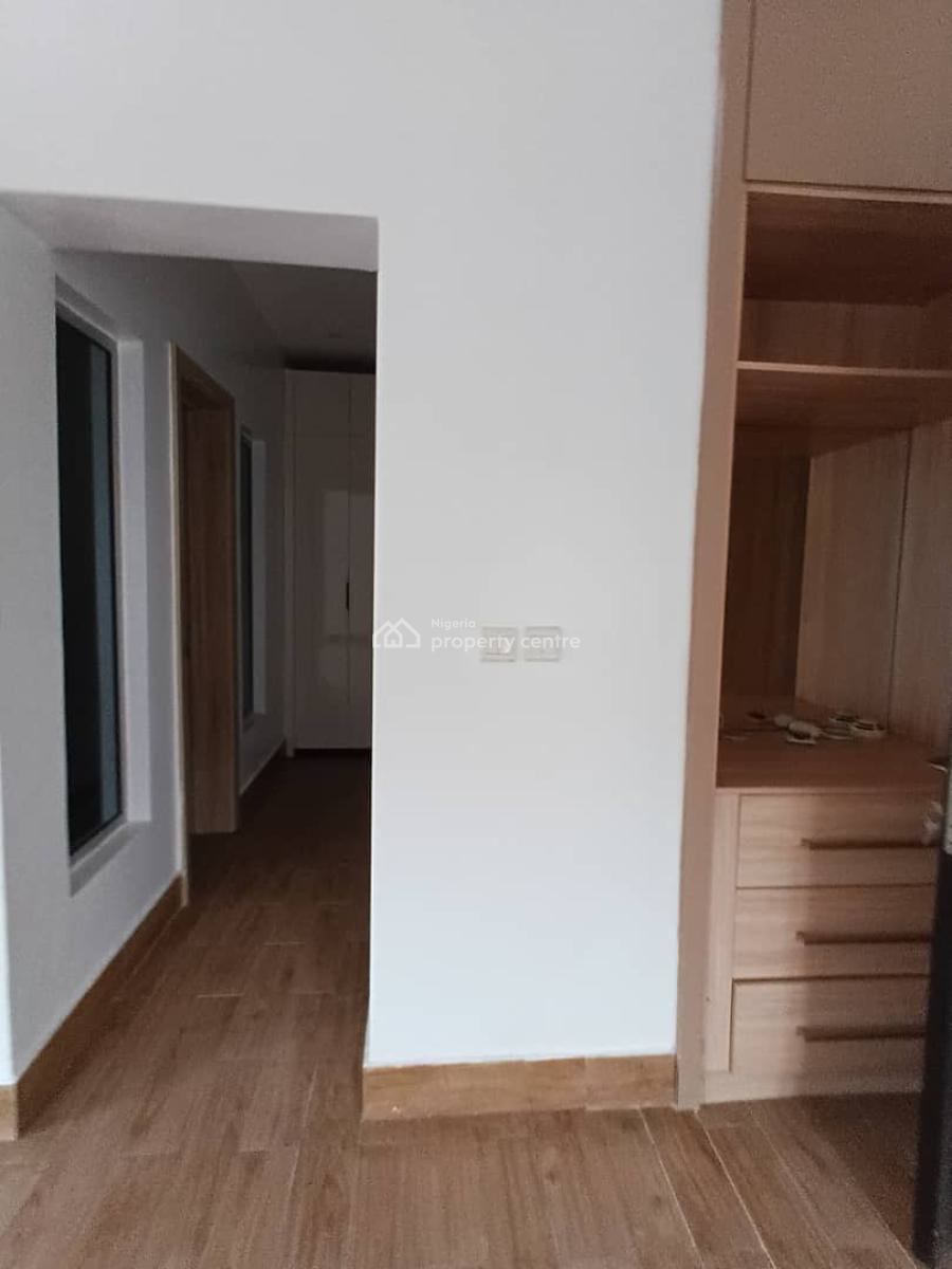 Luxury 2 Bedroom Apartment, Lekki Phase 1, Lekki, Lagos, Flat / Apartment for Rent