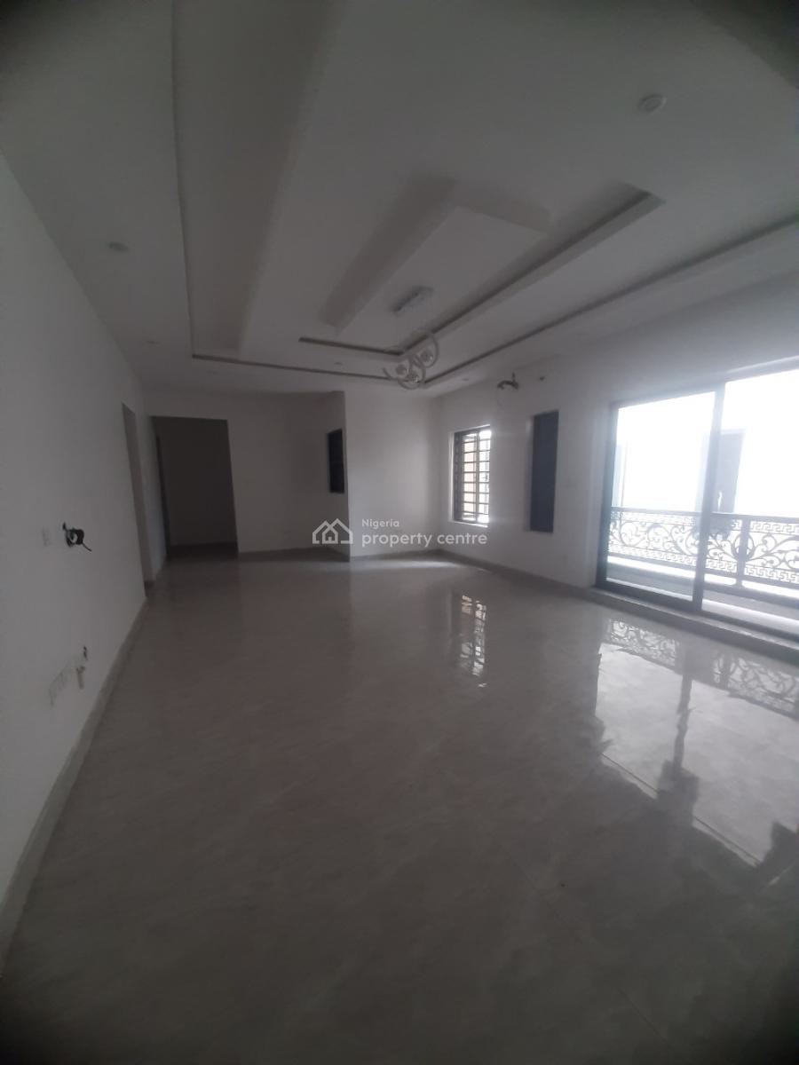 Newly Built and Serviced with 24/7 Power Supply 2 Bedroom En-suite Flat, Lekki Phase 1, Lekki, Lagos, Flat / Apartment for Sale