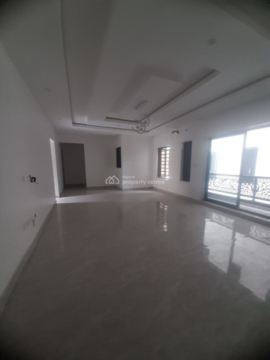Newly Built and Serviced with 24/7 Power Supply 3 Bedroom En-suite Flat, Lekki Phase 1, Lekki, Lagos, Flat / Apartment for Sale