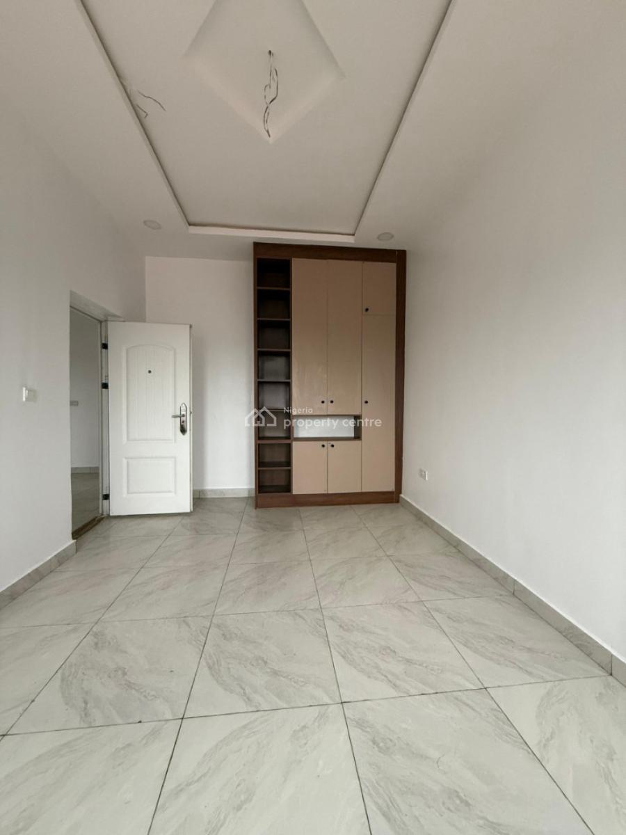 Lovely 3 Bedroom Flat on The Third Floor, Mabushi, Abuja, Flat / Apartment for Rent