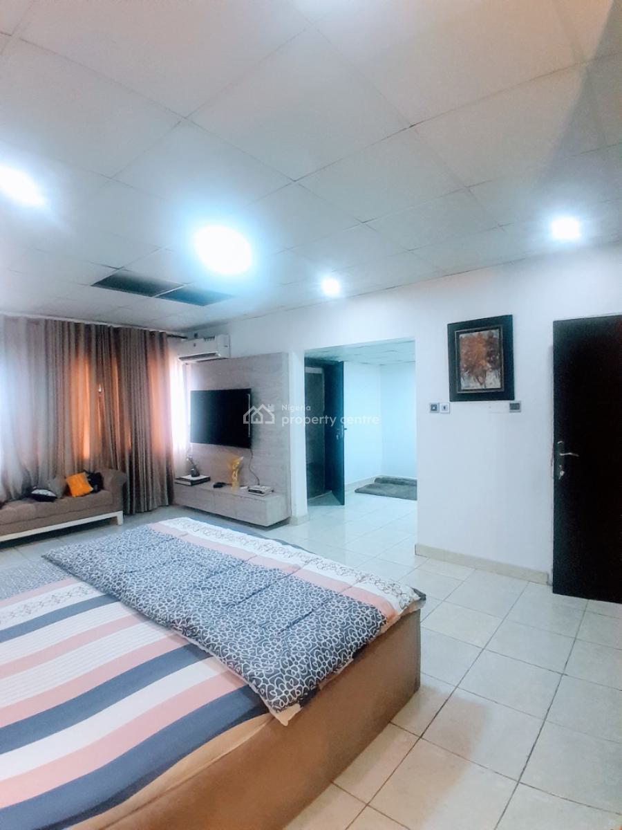 Furnished Three Bedrooms, Off Adeola Odeku, Victoria Island (vi), Lagos, Flat / Apartment for Rent
