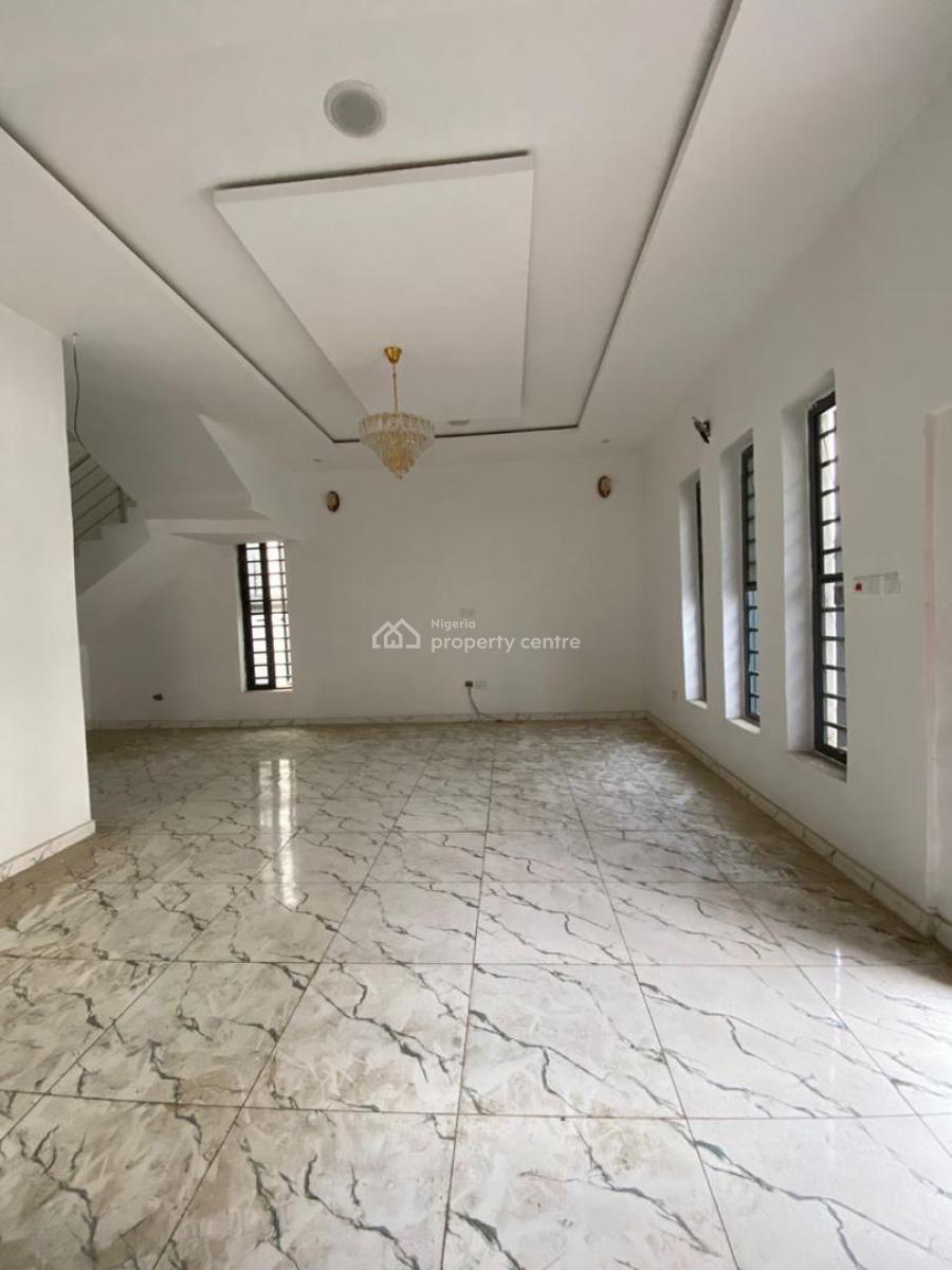 Luxuriousfully Detached with Bq 4 Bedroom Self Compound Can Park 4 Car, Orchid Road Lekki Before Road Before Round About, Lekki, Lagos, Detached Duplex for Sale