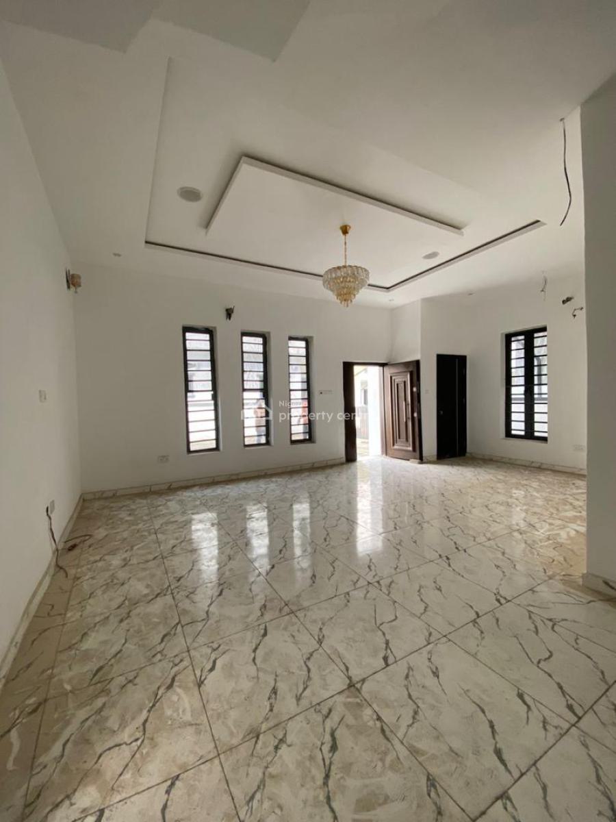 Luxuriousfully Detached with Bq 4 Bedroom Self Compound Can Park 4 Car, Orchid Road Lekki Before Road Before Round About, Lekki, Lagos, Detached Duplex for Sale
