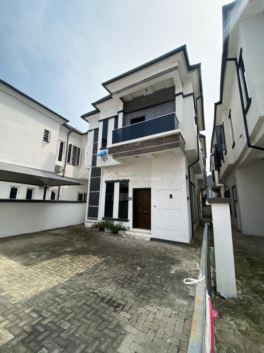 Luxuriousfully Detached with Bq 4 Bedroom Self Compound Can Park 4 Car, Orchid Road Lekki Before Road Before Round About, Lekki, Lagos, Detached Duplex for Sale