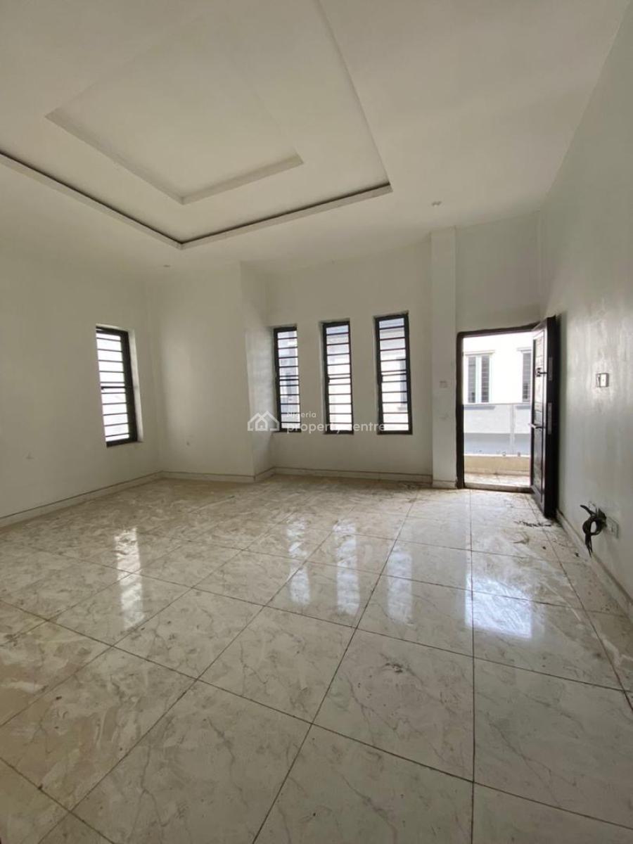 Luxuriousfully Detached with Bq 4 Bedroom Self Compound Can Park 4 Car, Orchid Road Lekki Before Road Before Round About, Lekki, Lagos, Detached Duplex for Sale