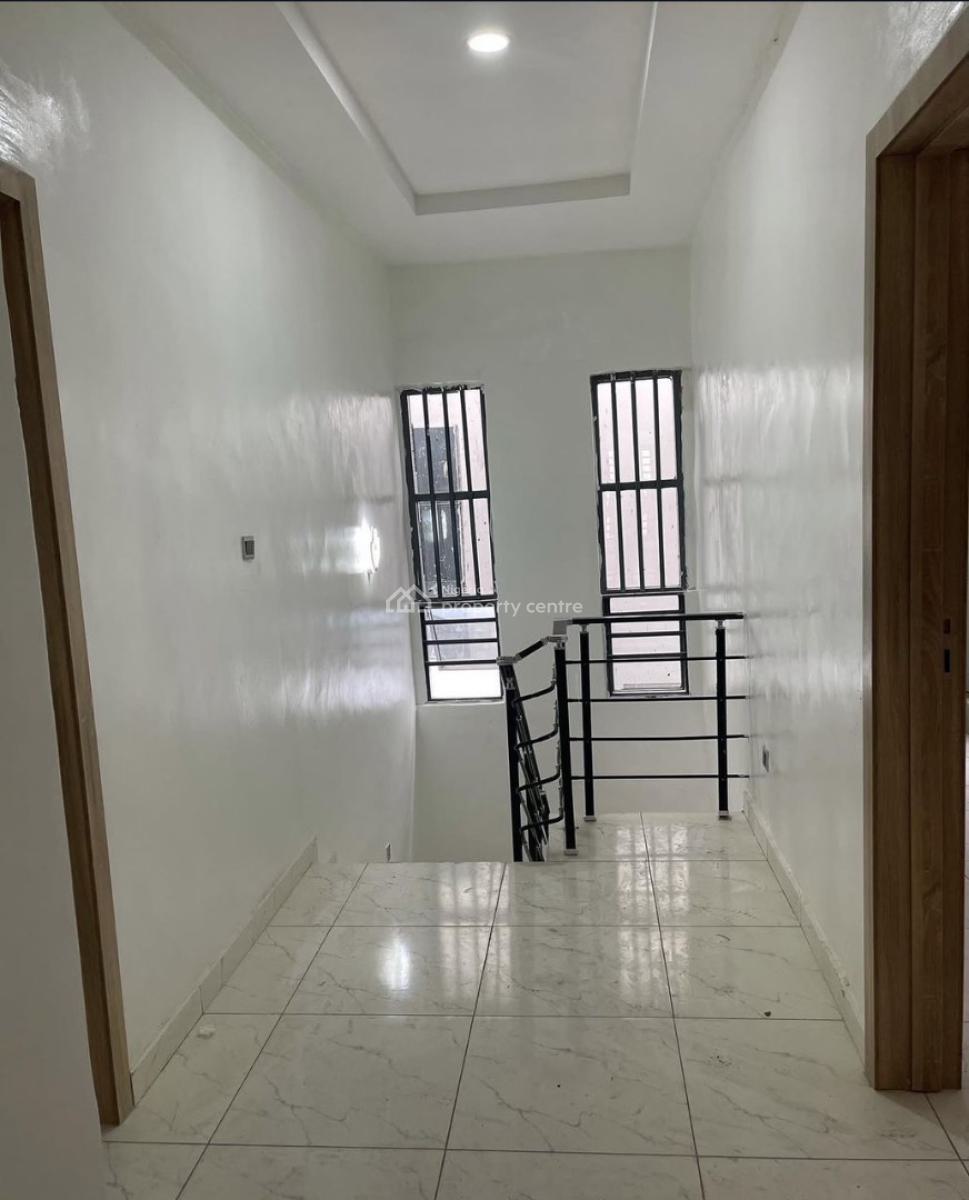 3 Bedrooms Terrace Duplex, Orchid Road Lekki Lagos, Lekki Phase 1, Lekki, Lagos, Terraced Duplex for Sale