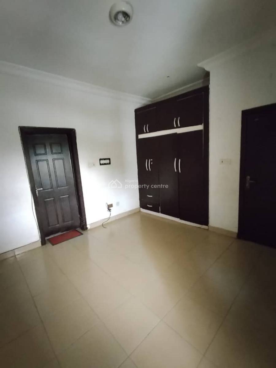 Lovely 3 Bedroom Flat with Bq on a First Floor Along a Tarred Road, Utako, Abuja, Flat / Apartment for Rent