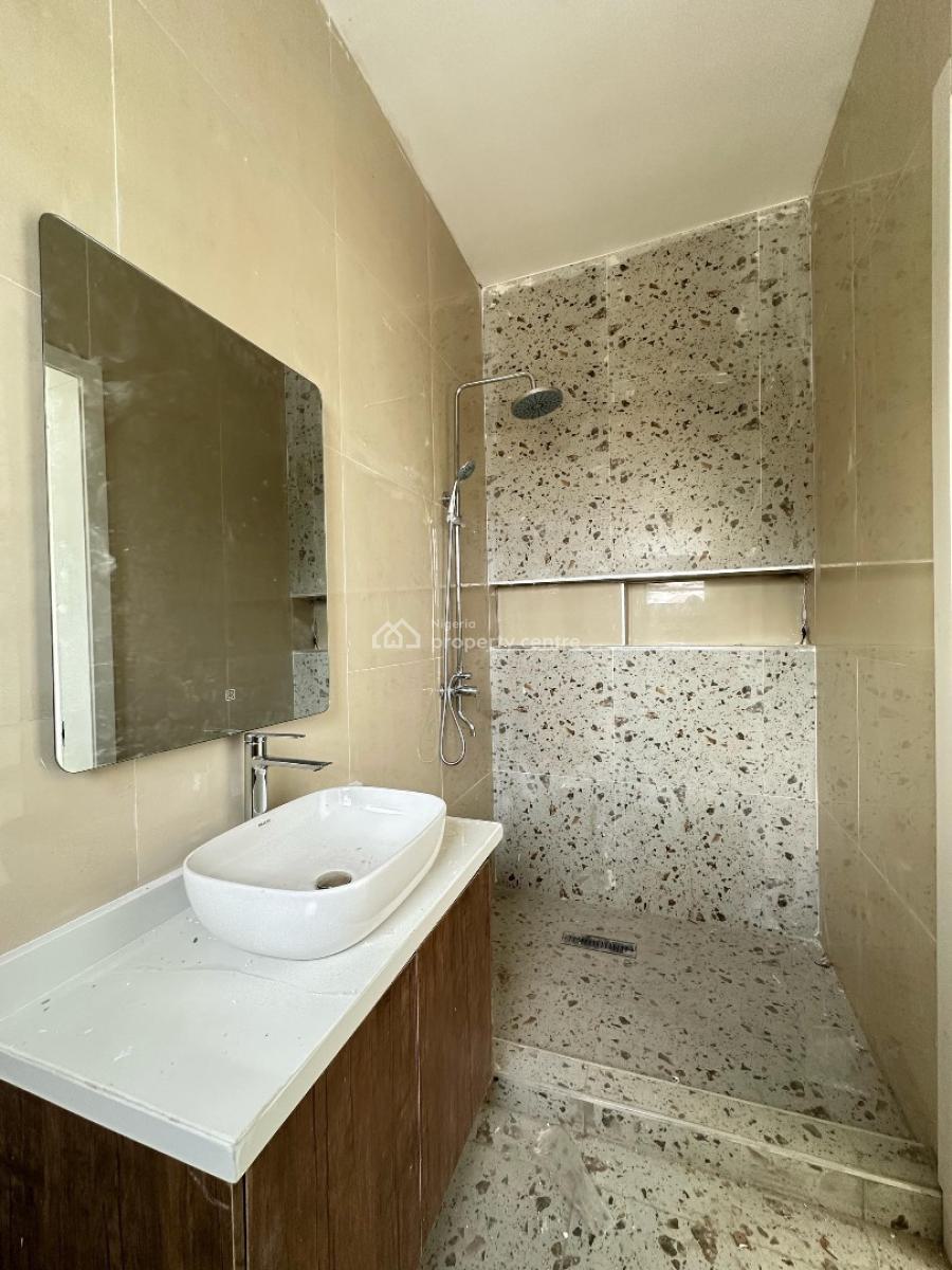 3 Bedroom Apartment, Lekki Phase 1, Lekki, Lagos, Flat / Apartment for Sale
