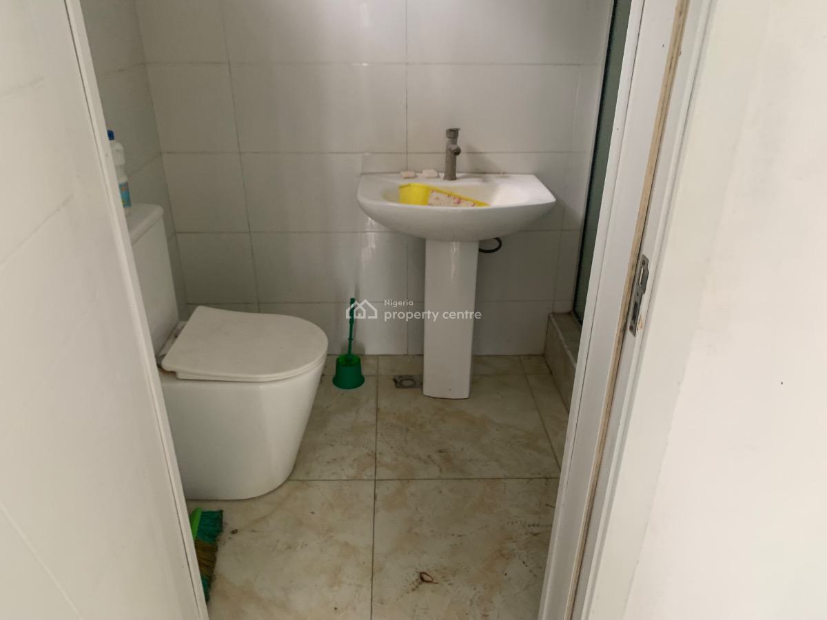 Shared Apartment, Chevy View Chevron Drive, Lekki, Lagos, Self Contain (single Rooms) for Rent