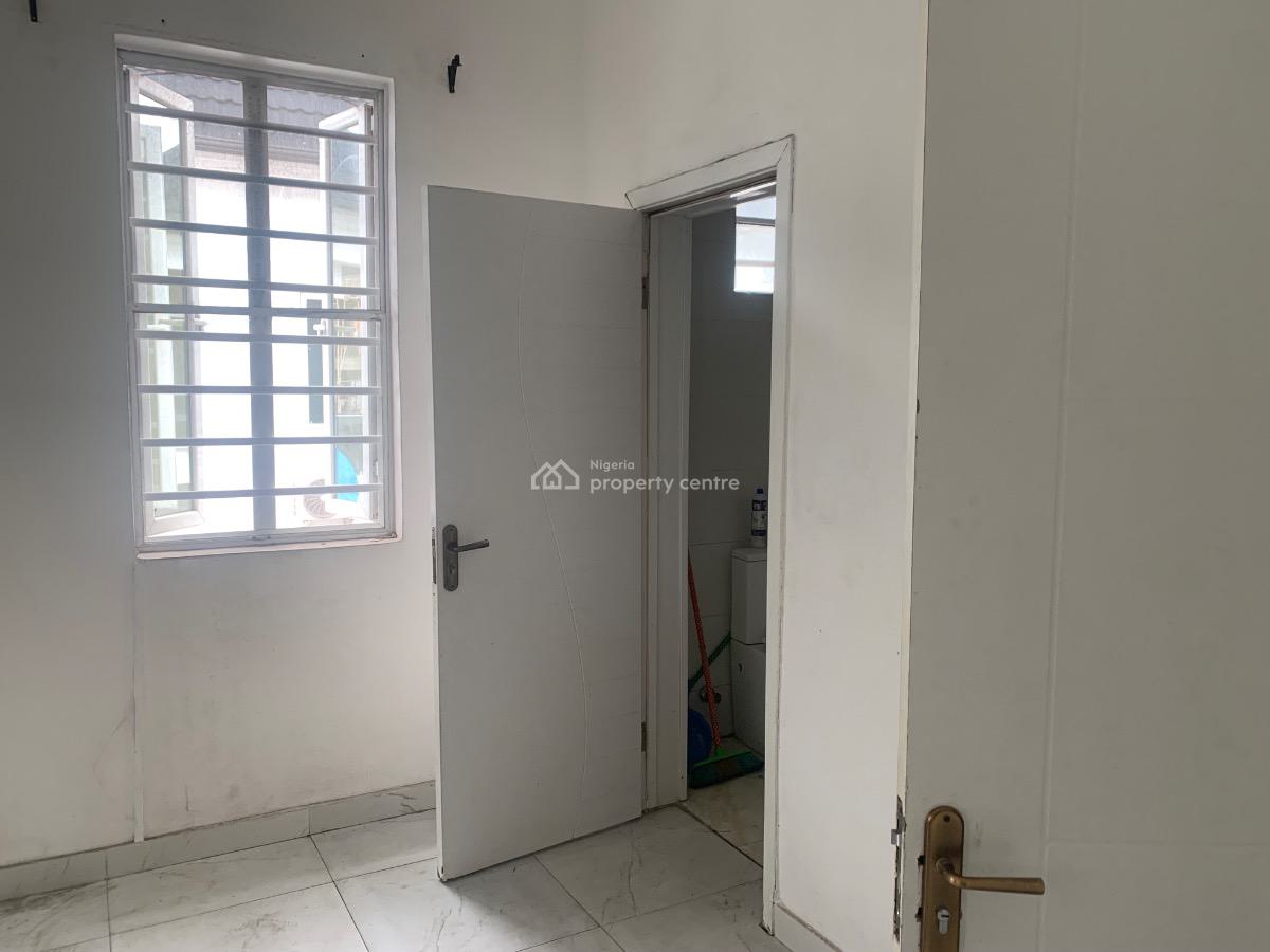 Shared Apartment, Chevy View Chevron Drive, Lekki, Lagos, Self Contain (single Rooms) for Rent