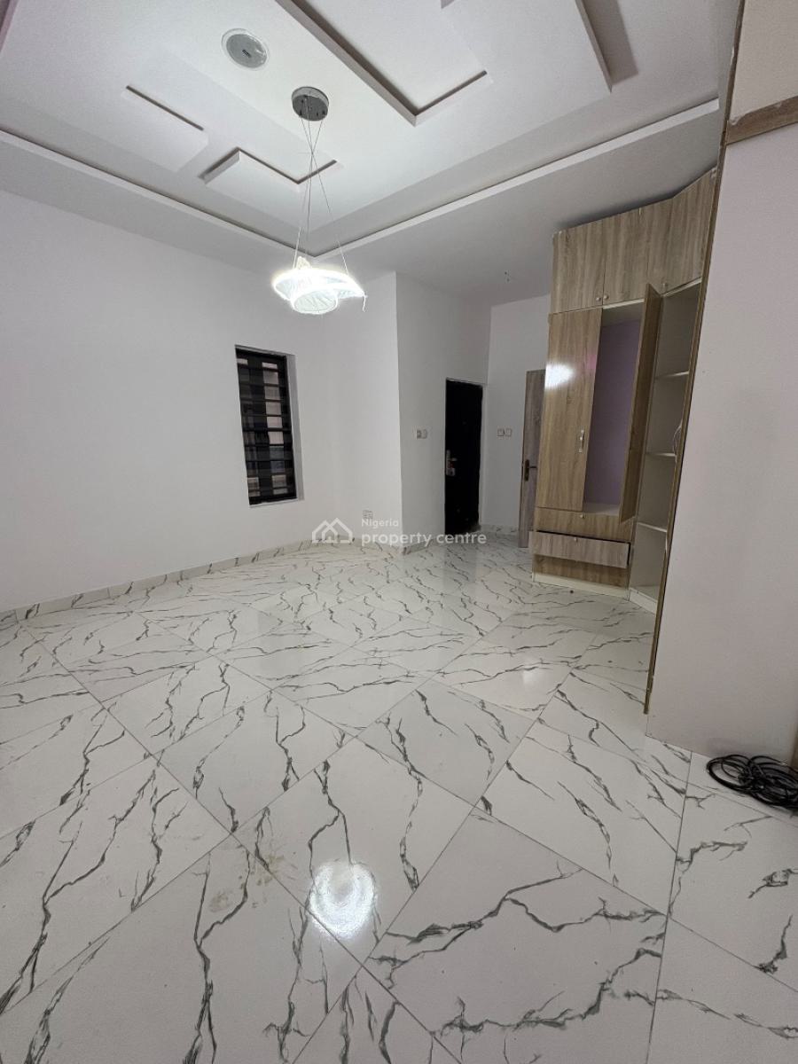 Master Room Shared Apartment, Ikota Gra, Ikota, Lekki, Lagos, House for Rent