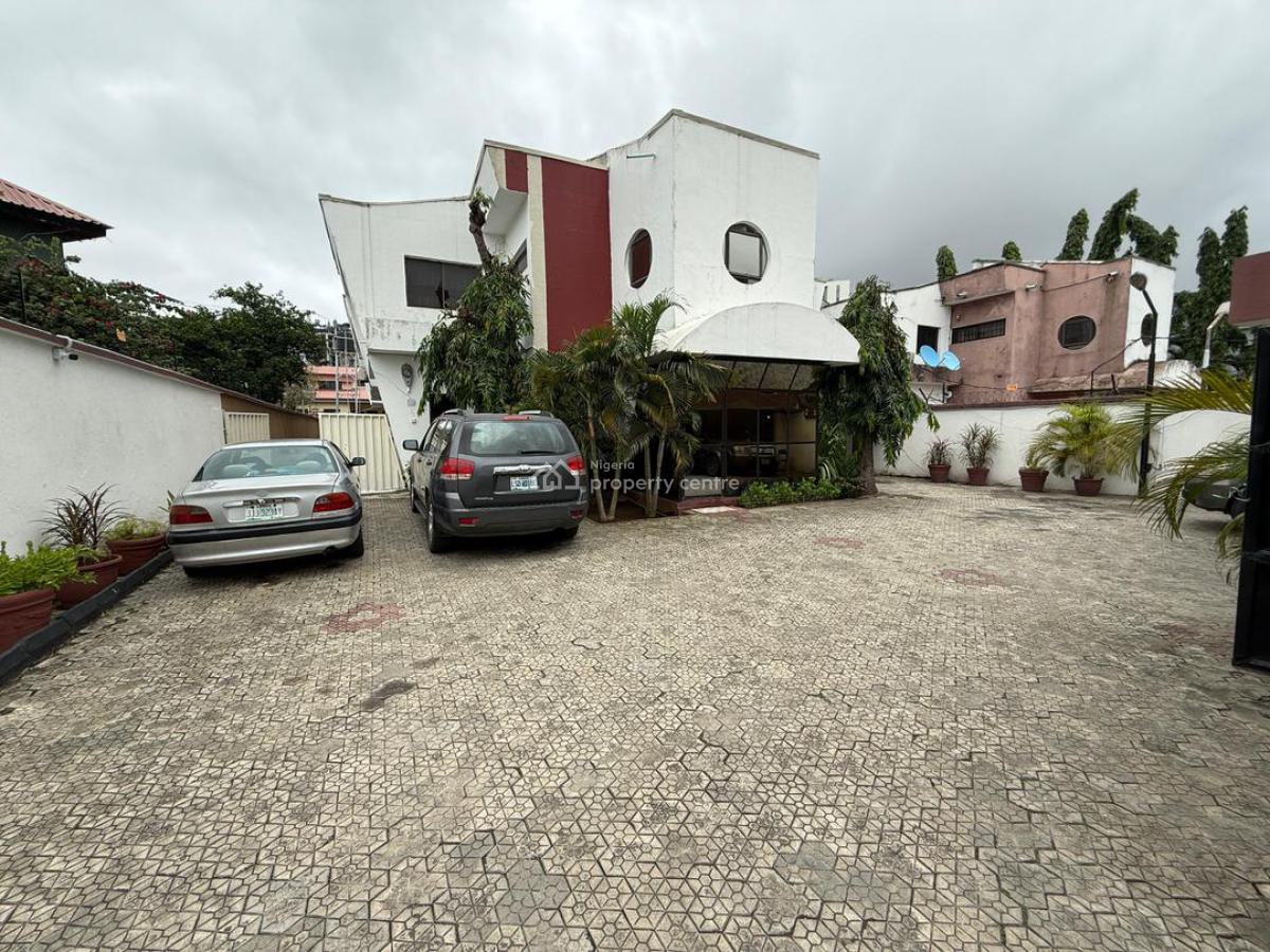 7 Bedroom House with Security Post and 2 Room Bq Sitting on 1000sqm, Off Ajose Adeogun Street, Victoria Island (vi), Lagos, Detached Duplex for Rent