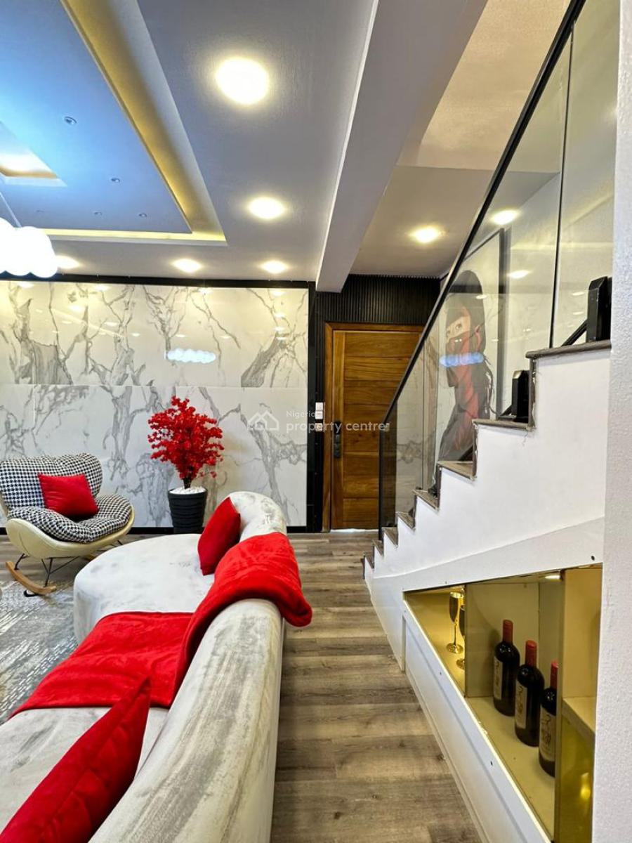 Luxurious 2 Bedrooms Maisonette with Pool and Snooker, Ikate, Lekki, Lagos, Flat / Apartment Short Let