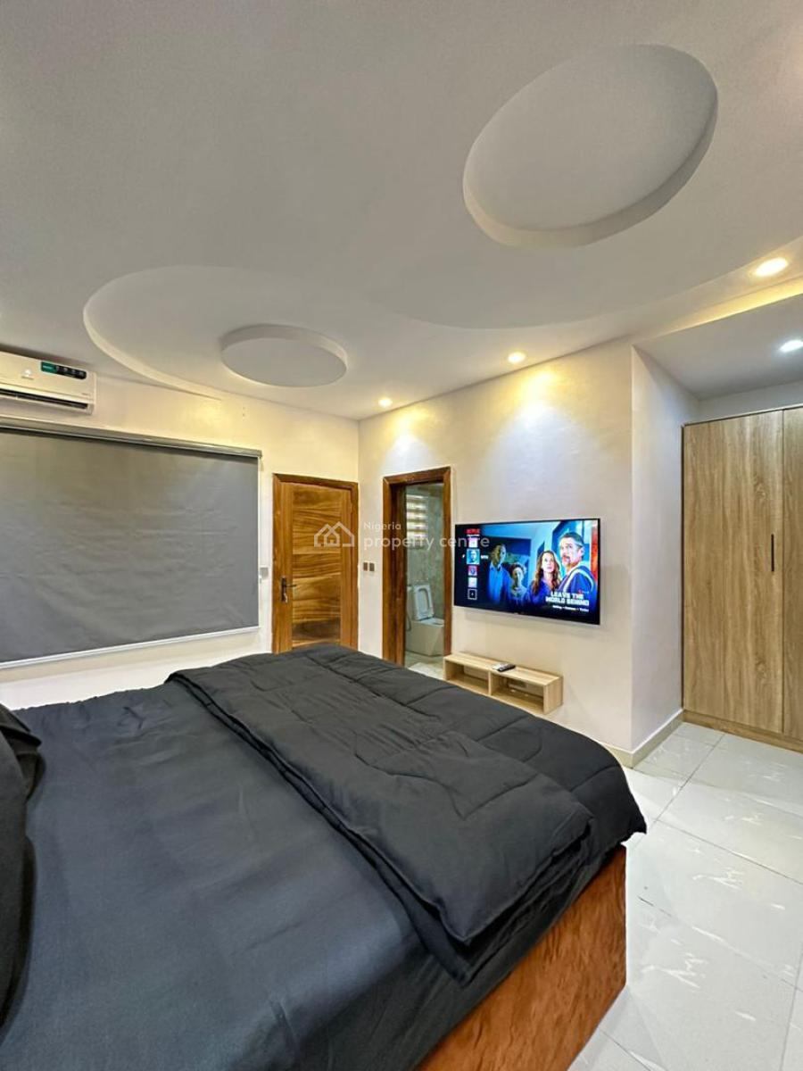 Luxurious 2 Bedrooms Maisonette with Pool and Snooker, Ikate, Lekki, Lagos, Flat / Apartment Short Let