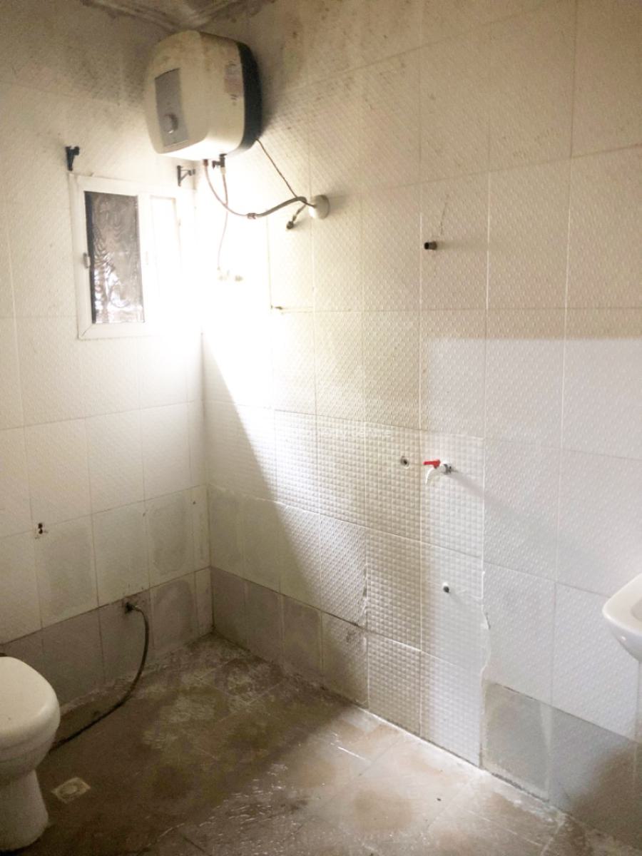 Luxury Renovated 3 Bedroom Flat, Ojodu Berger, Ojodu, Lagos, Flat / Apartment for Rent