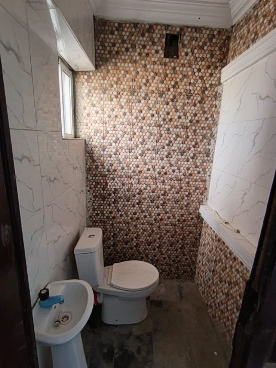 Neat 2 Bedroom Apartment in a Serene Location, Osapa, Lekki, Lagos, Flat / Apartment for Rent