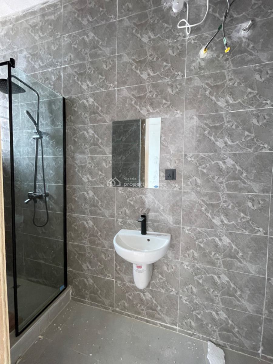 2 Bedroom Apartment, Ikota, Lekki, Lagos, Flat / Apartment for Rent