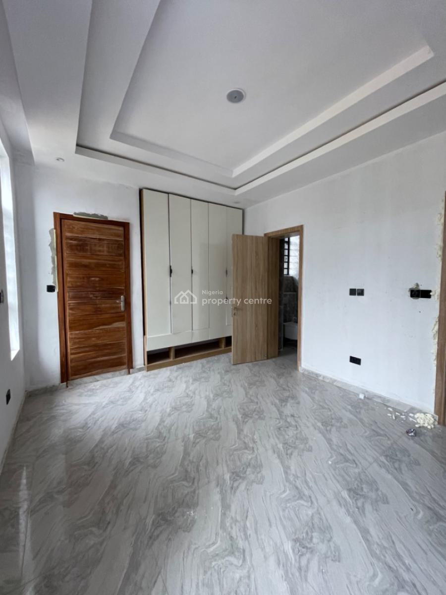 2 Bedroom Apartment, Ikota, Lekki, Lagos, Flat / Apartment for Rent