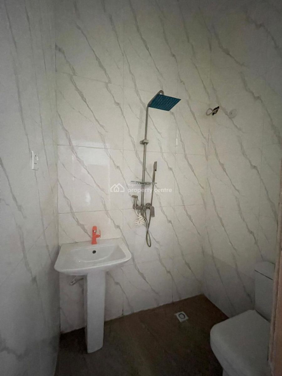 2 Bedroom Flat, Ologolo, Lekki, Lagos, Flat / Apartment for Rent
