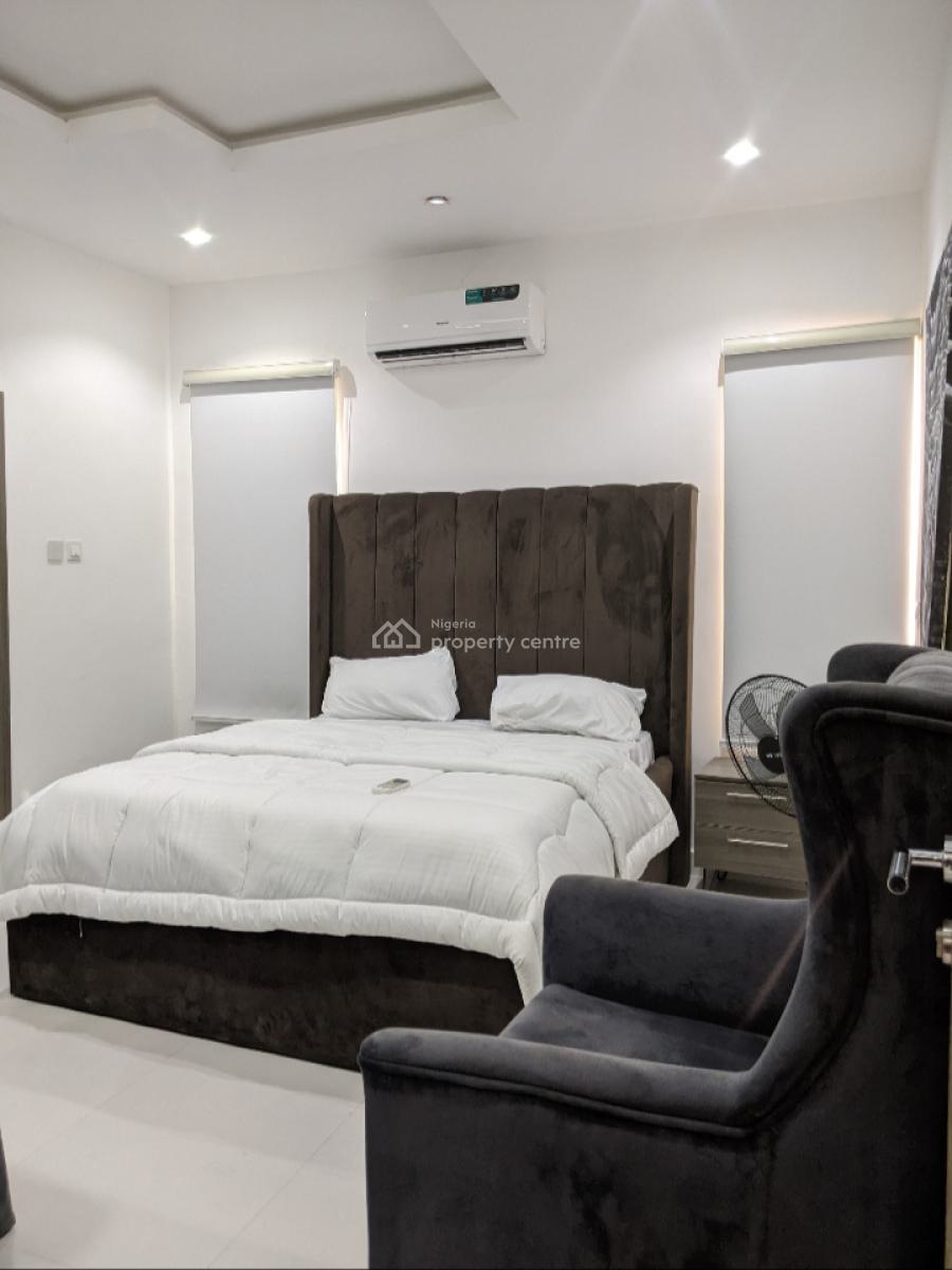 Luxury 1 Bedroom Unfurnished Apartment, Off Freedom Way, Lekki Phase 1, Lekki, Lagos, Flat / Apartment for Sale