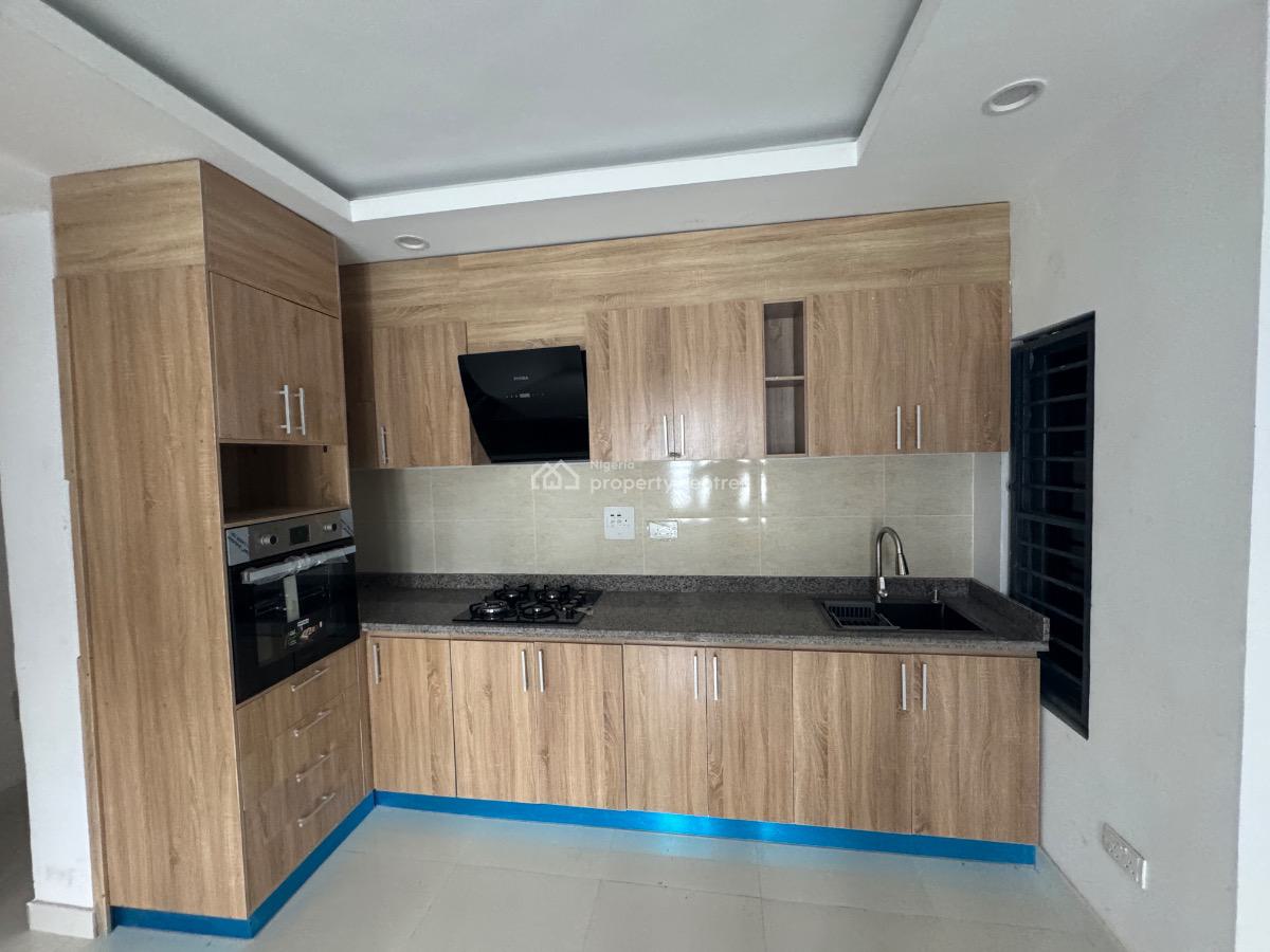 a Super Luxury Fully Serviced 1 Bedroom with Stunning View, Off Spg Road, Ologolo, Lekki, Lagos, Mini Flat (room and Parlour) for Rent