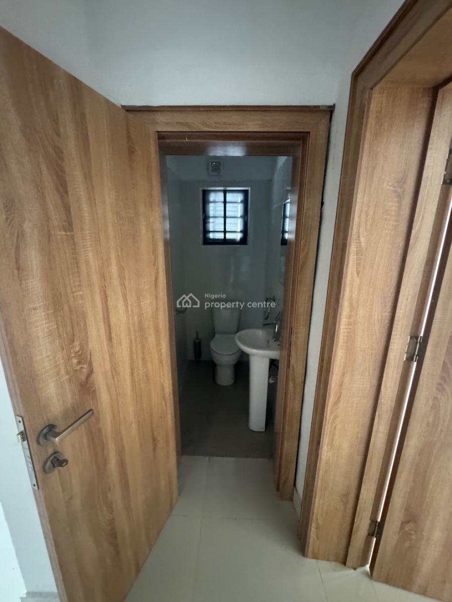 a Super Luxury Fully Serviced 1 Bedroom with Stunning View, Off Spg Road, Ologolo, Lekki, Lagos, Mini Flat (room and Parlour) for Rent