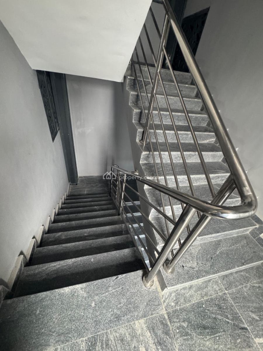 a Super Luxury Fully Serviced 1 Bedroom with Stunning View, Off Spg Road, Ologolo, Lekki, Lagos, Mini Flat (room and Parlour) for Rent