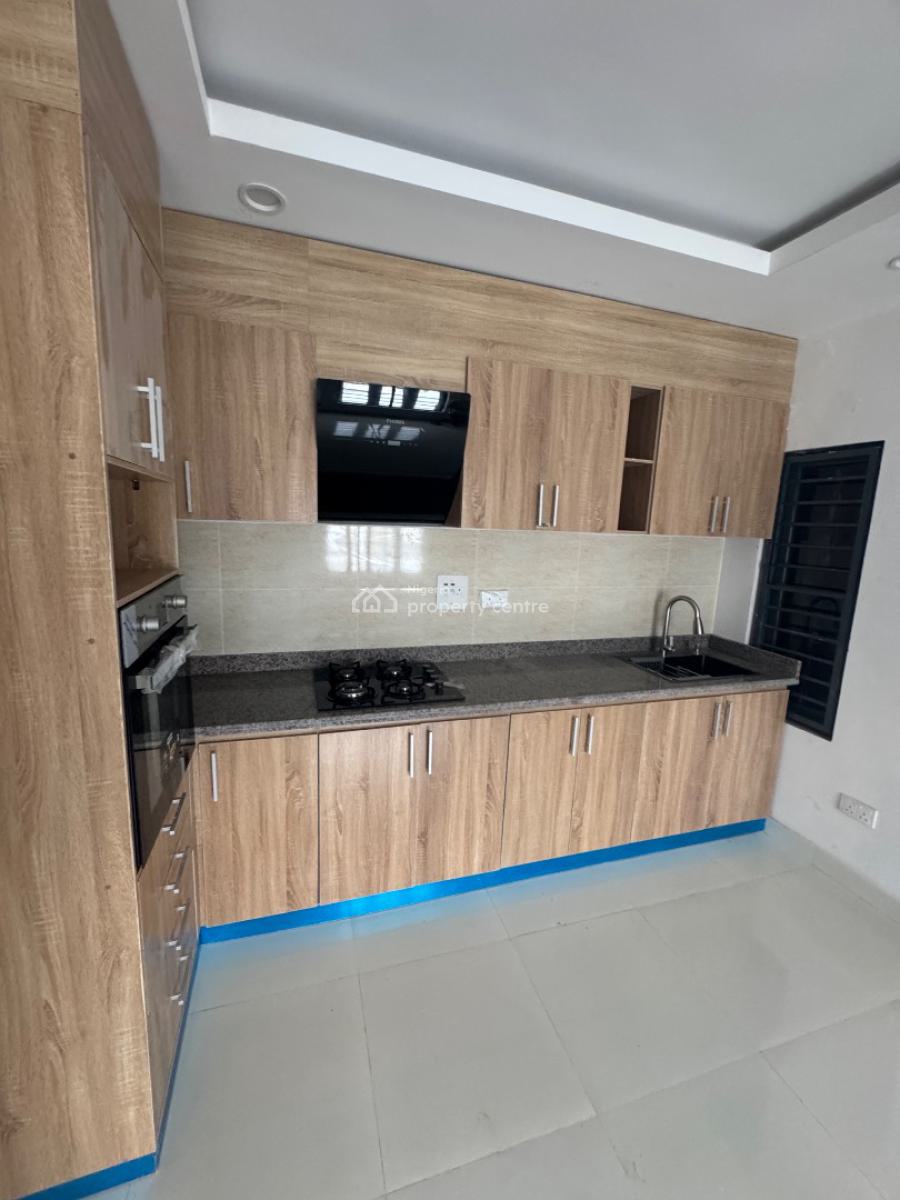 a Super Luxury Fully Serviced 1 Bedroom with Stunning View, Off Spg Road, Ologolo, Lekki, Lagos, Mini Flat (room and Parlour) for Rent