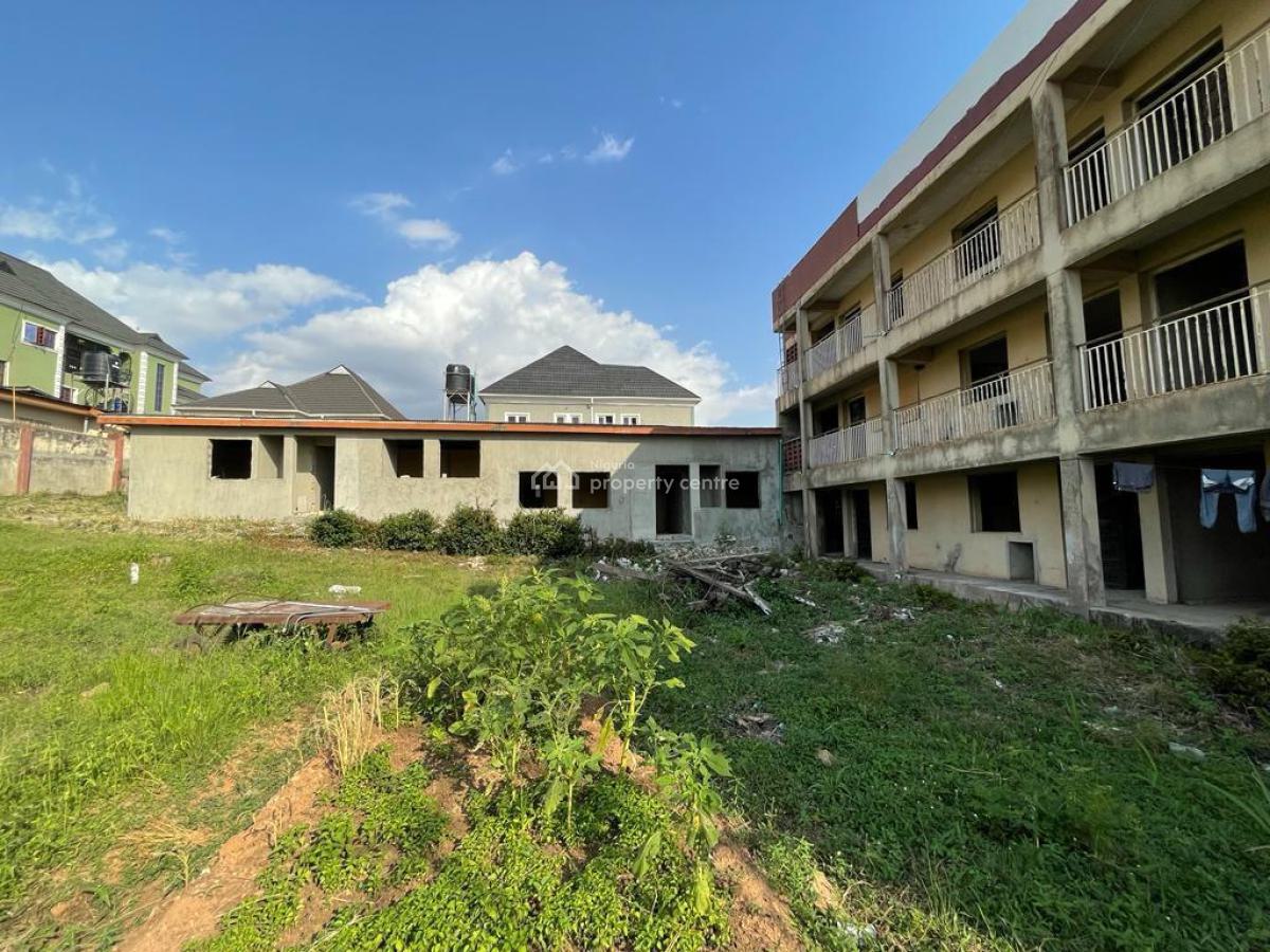 Investors Dream: 16-unit Apartment Block with Commercial Potential, Jericho Gra, Ibadan, Oyo, Block of Flats for Sale