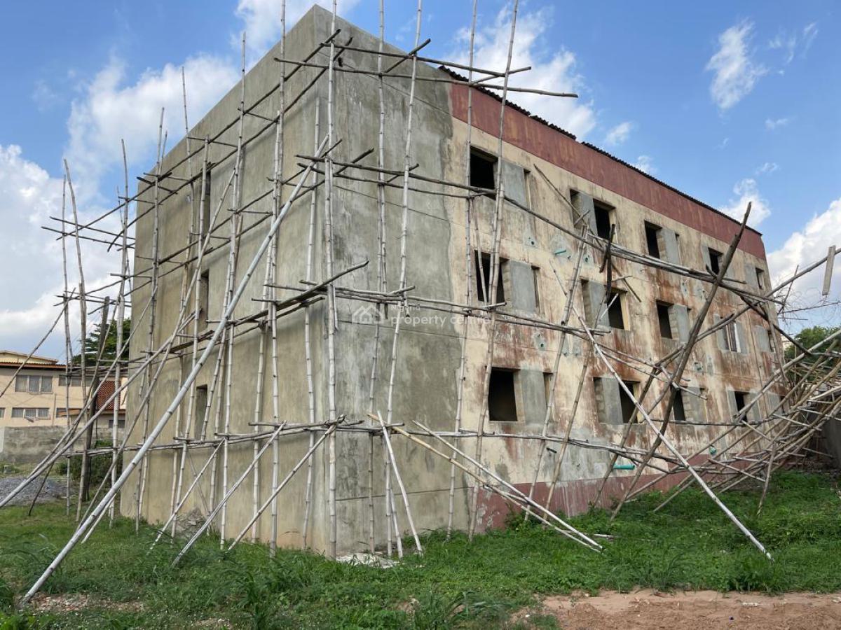 Investors Dream: 16-unit Apartment Block with Commercial Potential, Jericho Gra, Ibadan, Oyo, Block of Flats for Sale