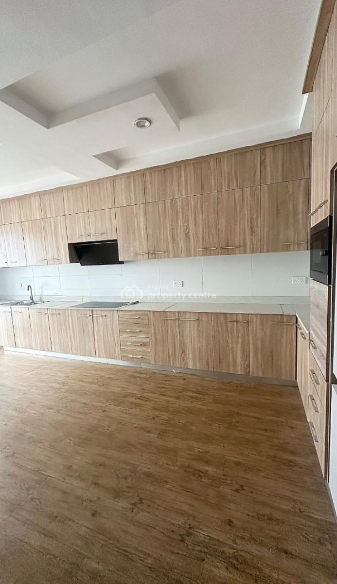 Luxuriously 3 Bedroom  Service Apartment, Off Freedom Way, Lekki Phase 1, Lekki, Lagos, Flat / Apartment for Sale