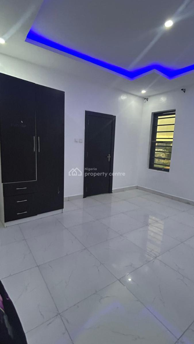 1 Bedroom  Apartment, Off Freedom Way, Lekki Phase 1, Lekki, Lagos, Flat / Apartment for Sale