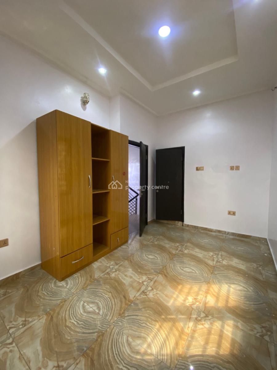 4 Bedroom Semi Detached Duplex with Bq, Osapa, Lekki, Lagos, Semi-detached Duplex for Rent