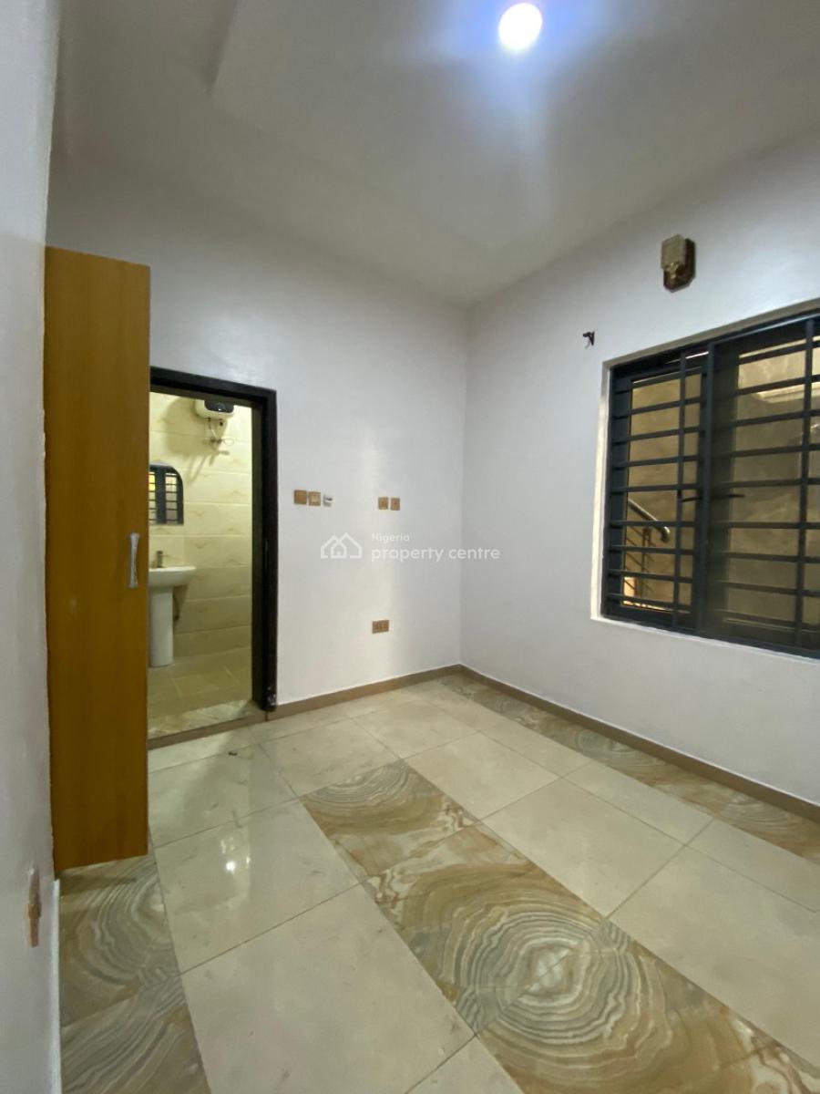 4 Bedroom Semi Detached Duplex with Bq, Osapa, Lekki, Lagos, Semi-detached Duplex for Rent