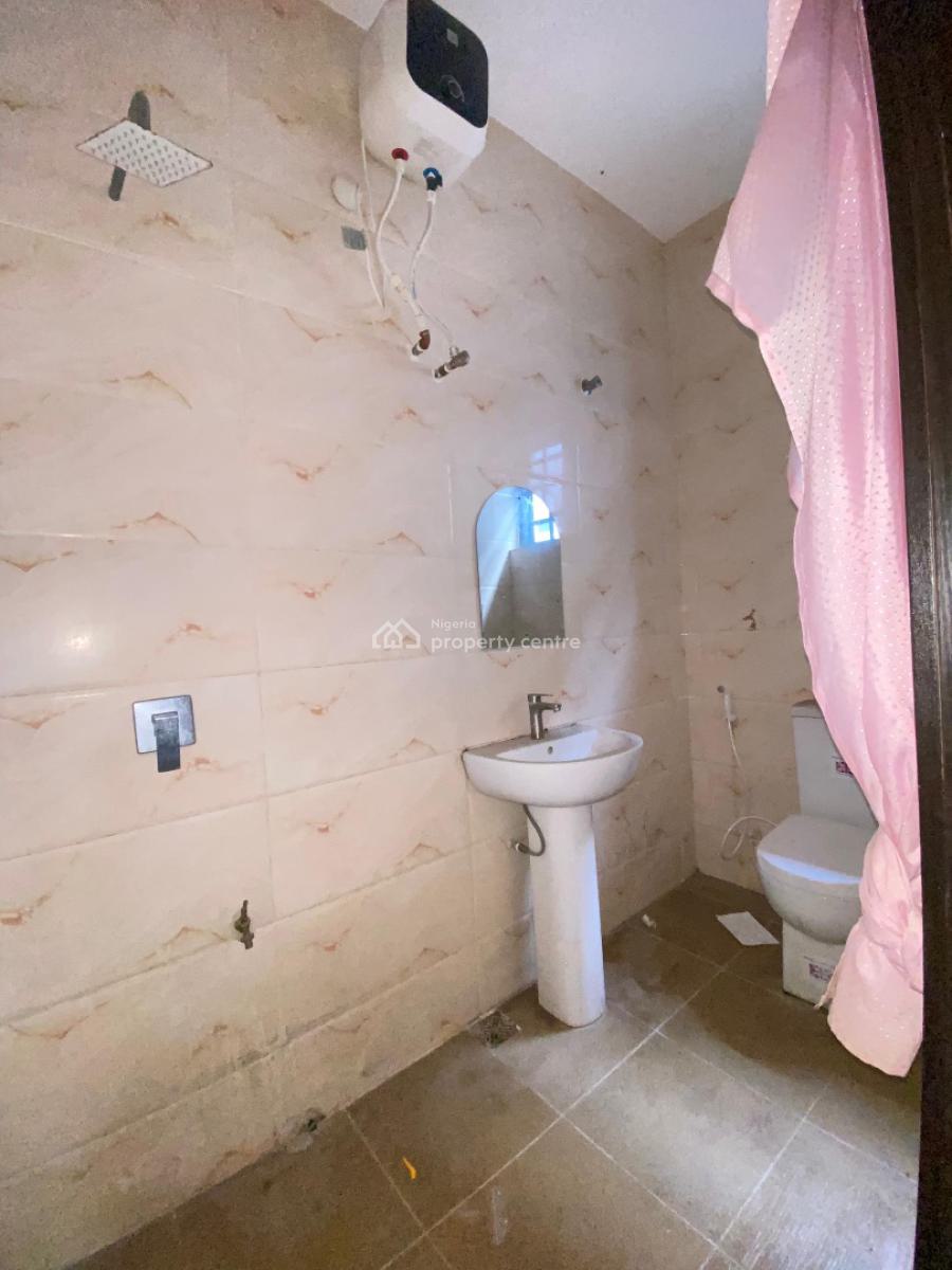 4 Bedroom Semi Detached Duplex with Bq, Osapa, Lekki, Lagos, Semi-detached Duplex for Rent