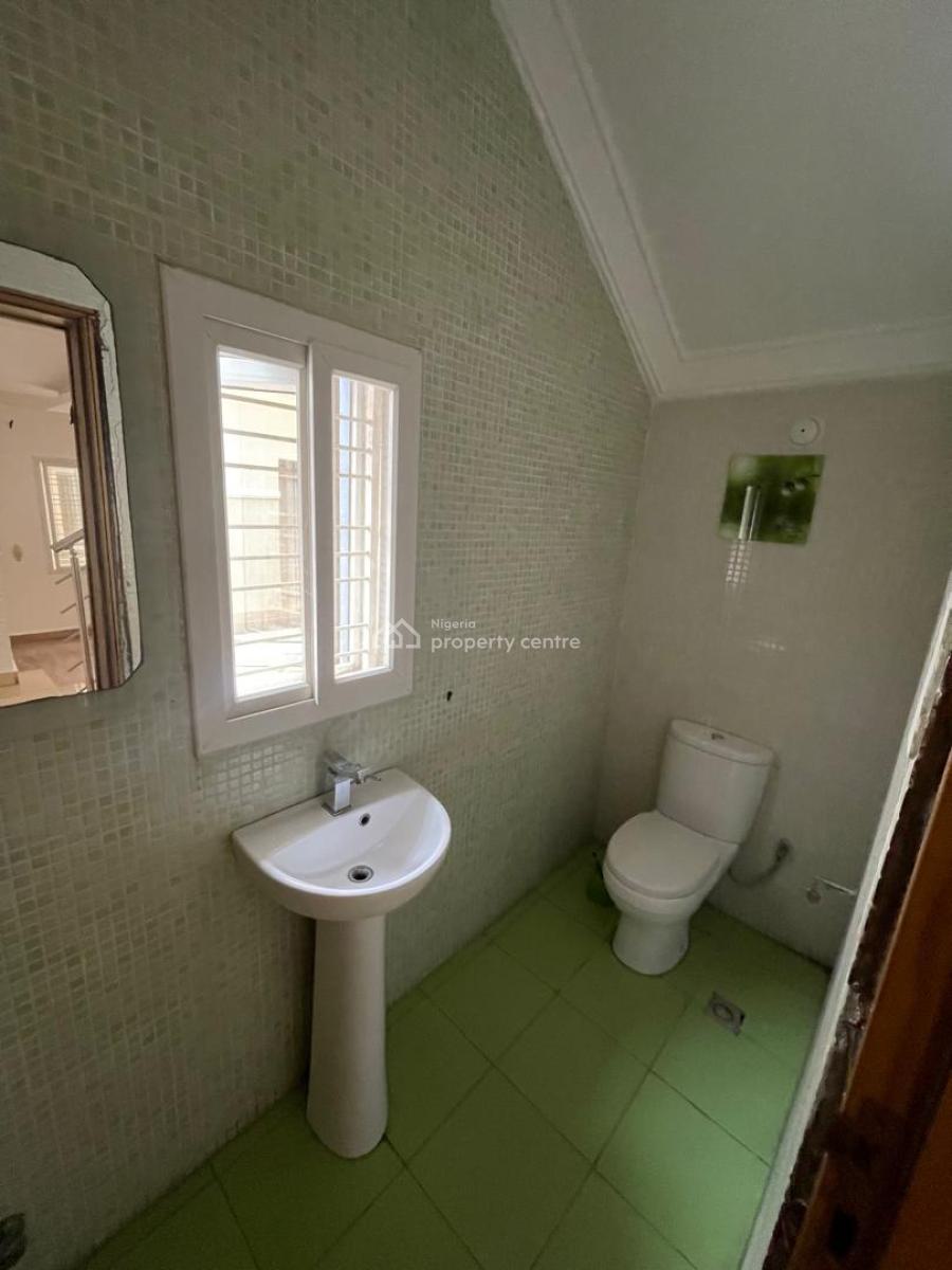 Lovely 4 Bedroom Semi-detached House with Bq, Pinnock Beach Estate, Osapa, Lekki, Lagos, Semi-detached Duplex for Rent