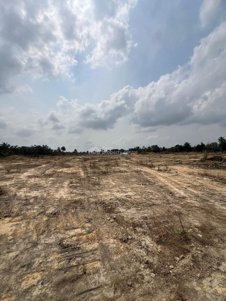 Own Affordable Commercial Land in a Strategic Location, Idowa, Epe-ikorodu Road, Epe, Lagos, Mixed-use Land for Sale