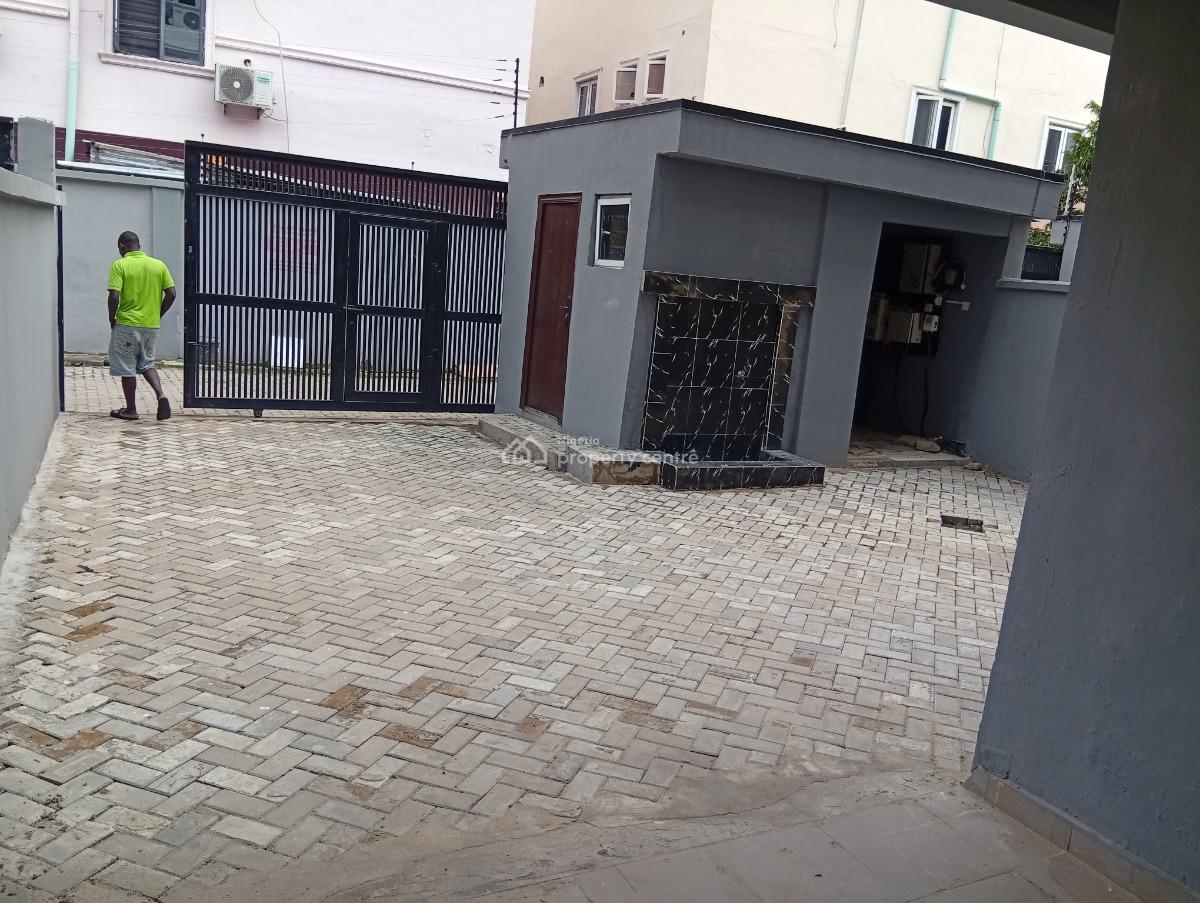 Brand New 4 Bedroom Semi Detached Duplex with Bq, Lekki Phase 1, Lekki, Lagos, Semi-detached Duplex for Rent
