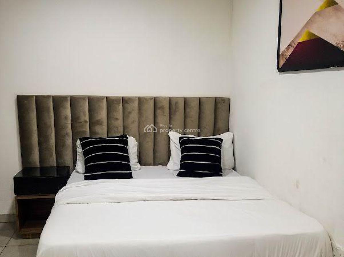 Fully Service & Furnished One Bedroom Apartment, Off Admiralty Road, Lekki Phase 1, Lekki, Lagos, Mini Flat (room and Parlour) for Rent