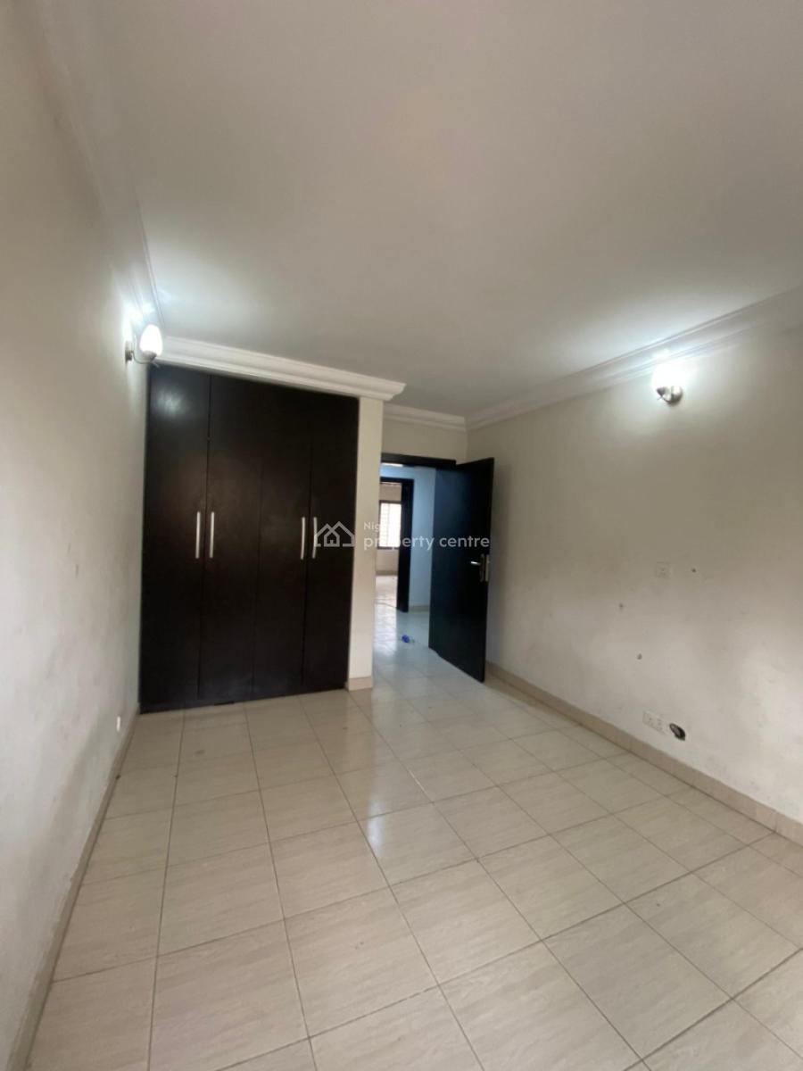 3 Bedroom Flat Apartment, Osapa, Lekki, Lagos, Flat / Apartment for Rent